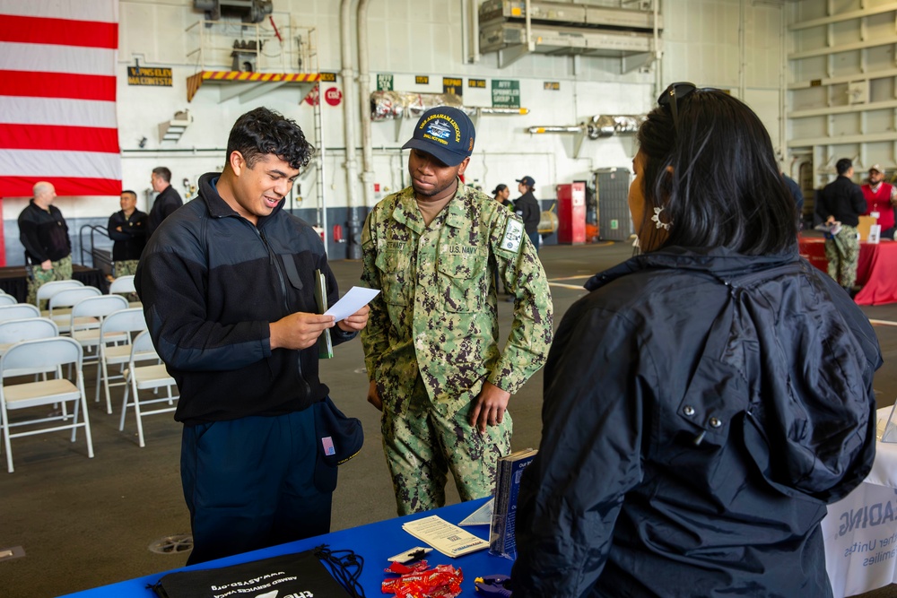 Abraham Lincoln hosts a deployment readiness brief