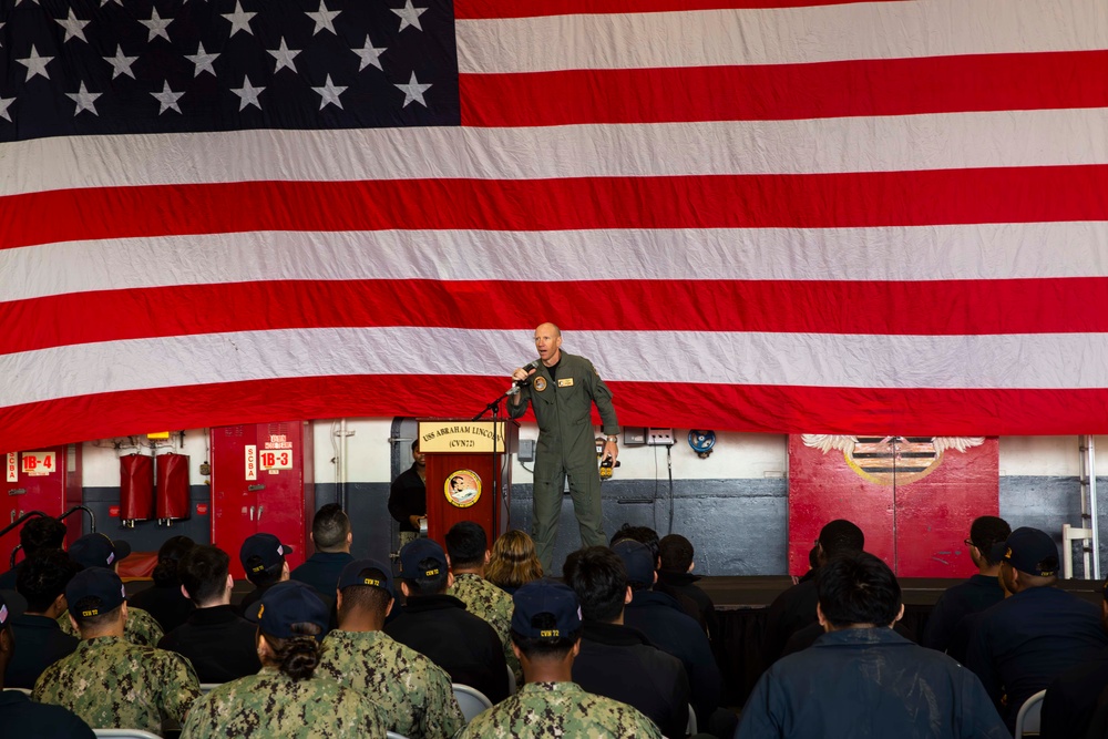 Abraham Lincoln hosts a deployment readiness brief