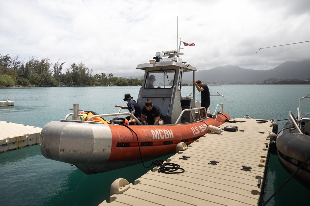 Down by the Bay: U.S. Navy Sailor's Conduct Search and Rescue Training in Kaneohe Bay