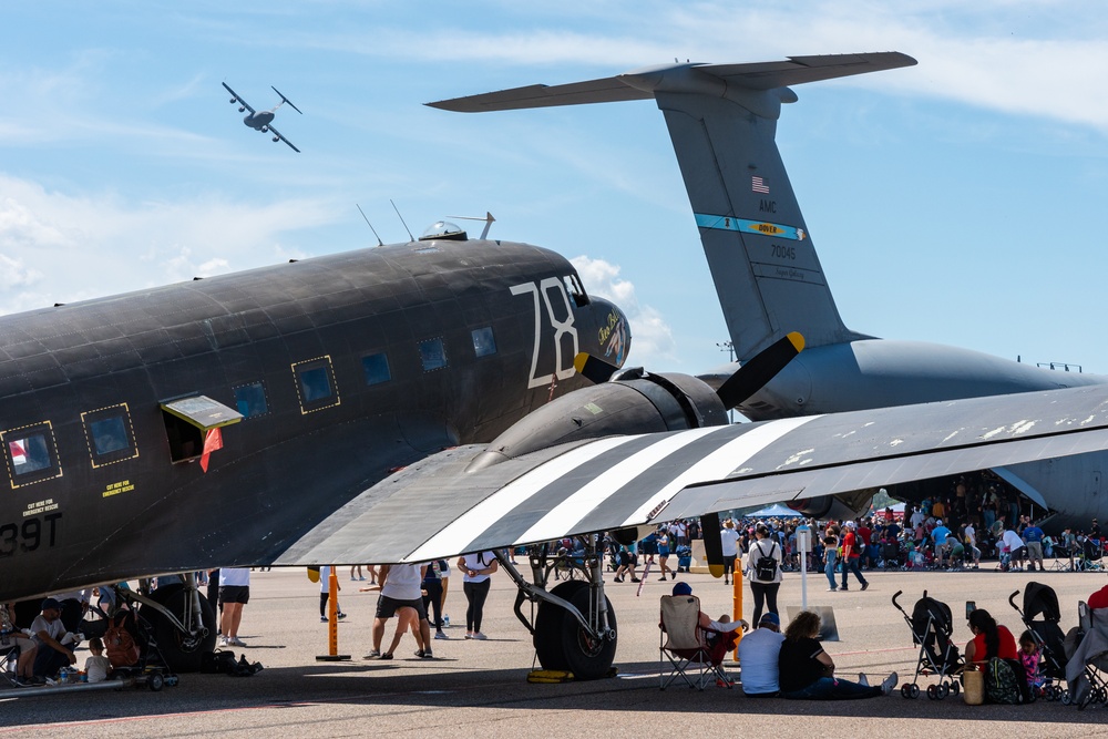 DVIDS Images Tampa Bay AirFest 2024 [Image 8 of 25]