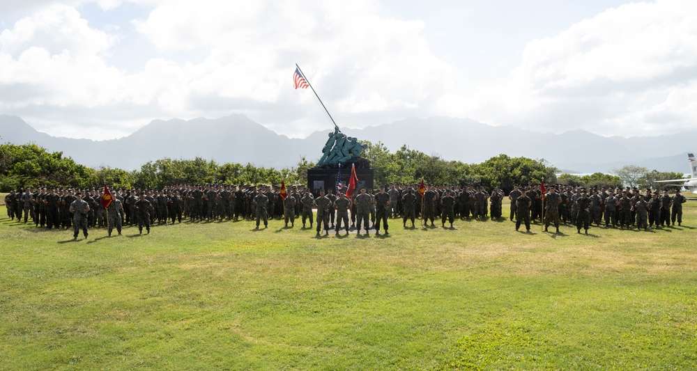 1st MAW Commanding General visits MAG-24