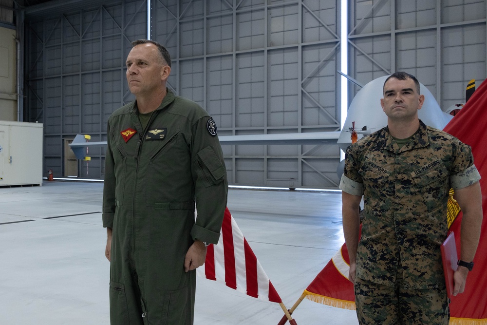 1st MAW Commanding General visits MAG-24