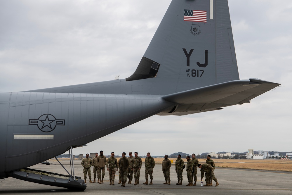 Dignified Transfer: Yokota, Misawa honor guardsmen complete Air Force Honor Guard basic course