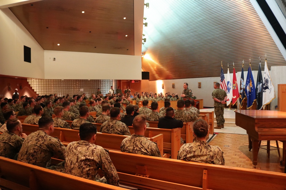 Fleet Cyber Command visits Navy Information Operations Command Pensacola