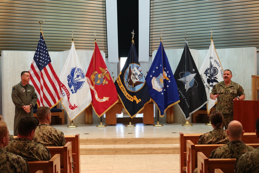 Fleet Cyber Command visits Navy Information Operations Command Pensacola