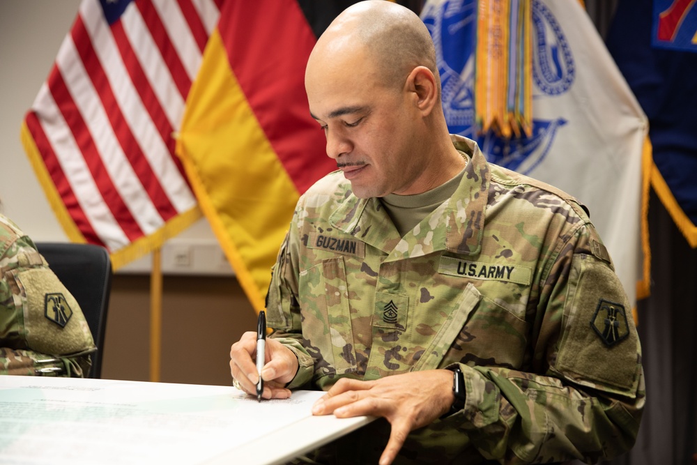 7th MSC Command Team Recognizes SHARP Awareness Month