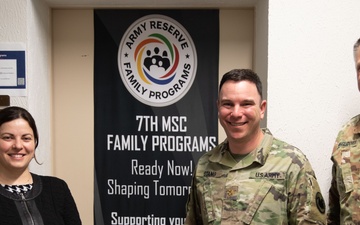 USARC Family Programs visits 7th MSC