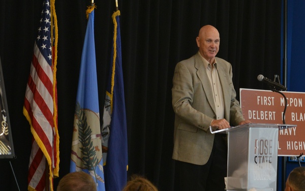 Oklahoma Honors MCPON Black