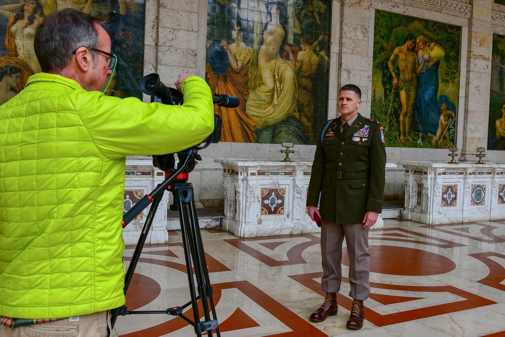 MilItaly award presentation to U.S Army Col. Joshua A. Gaspard commander of the 173rd Airborne Brigade