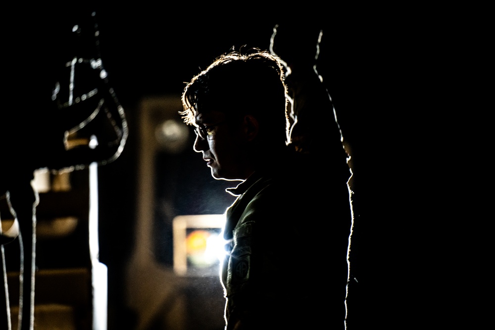 82nd CAB Loading CH-47