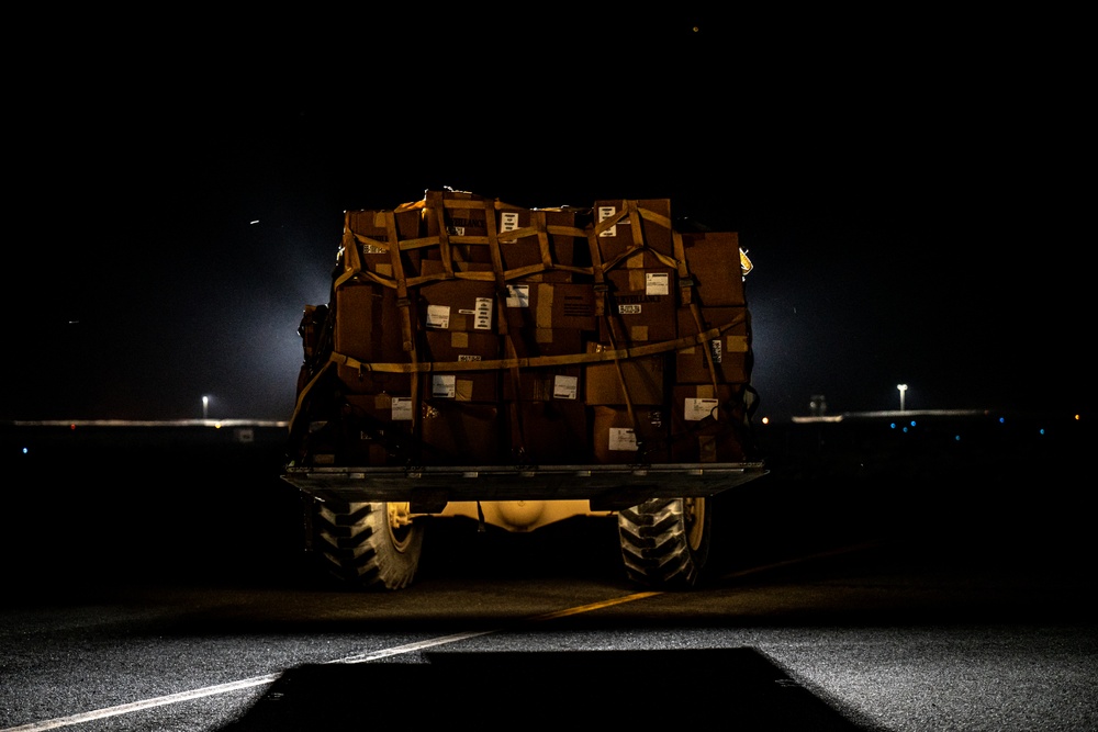 82nd CAB Loading CH-47