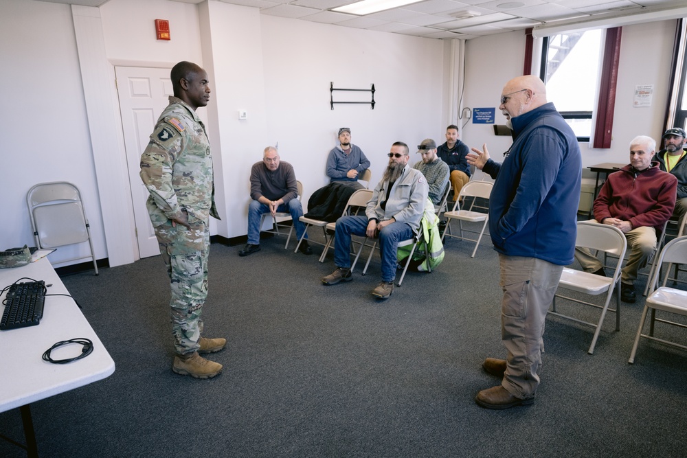 Transatlantic Division CSM Visits Buffalo District