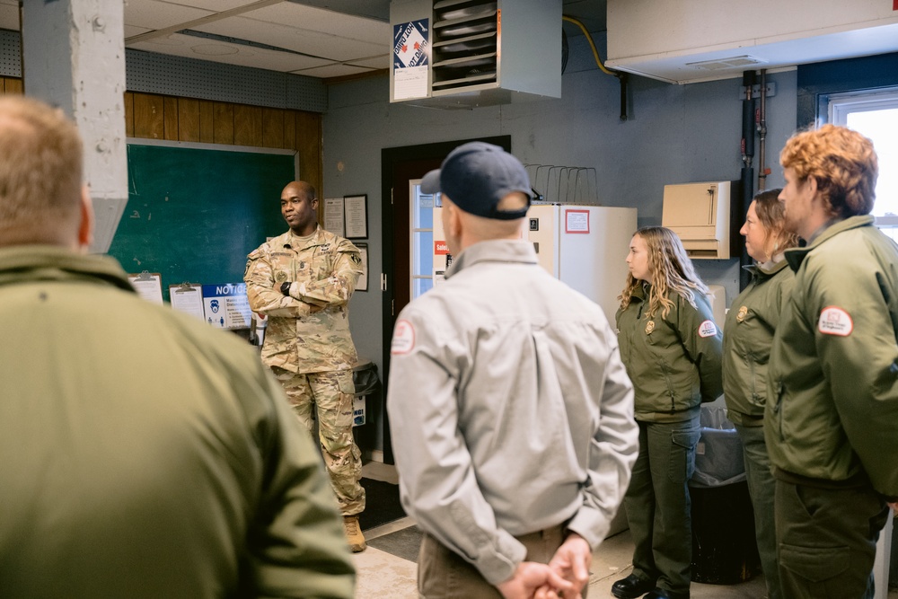 Transatlantic Division CSM Visits Buffalo District