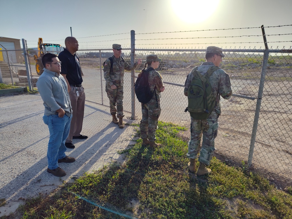 SWD, SWG Commanders Visit Brownsville, Southern Area Office