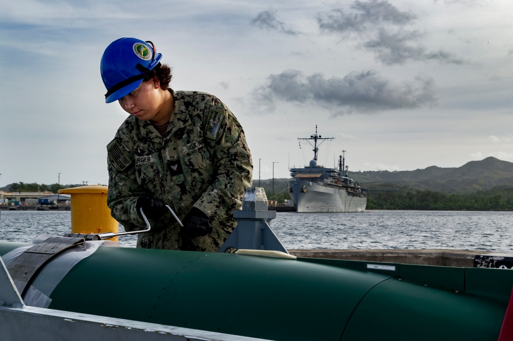 SUBPAC Attends Weapons Handing Evolution on Naval Base Guam