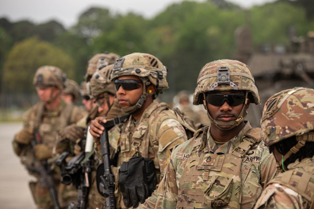 Army and Air Force Conduct Swamp Avenger Joint Training Exercise