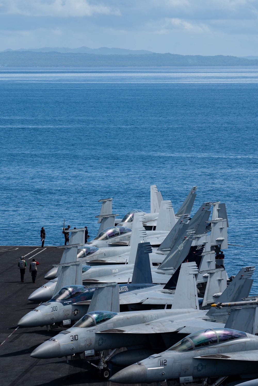 Theodore Roosevelt Transits San Bernardino Strait