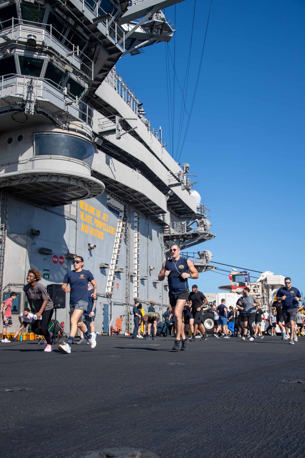 TR 5K Run on the Flight Deck