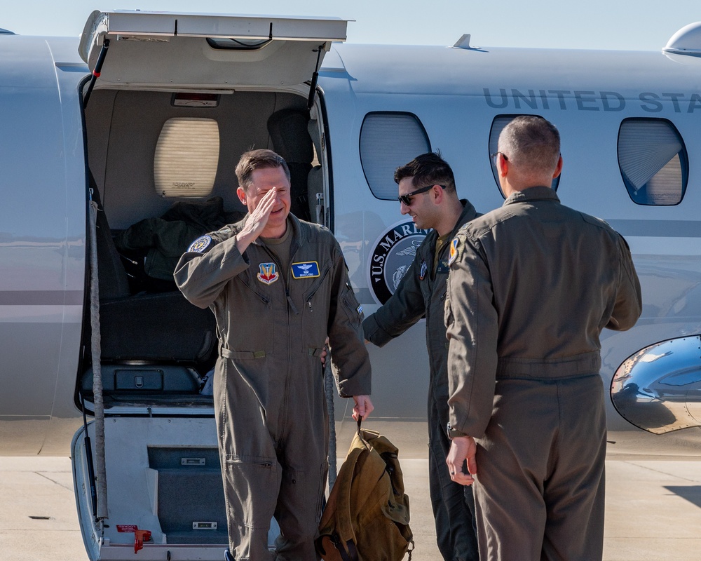 Maj. Gen. Lyons arrives at Seymour Johnson Air Force Base