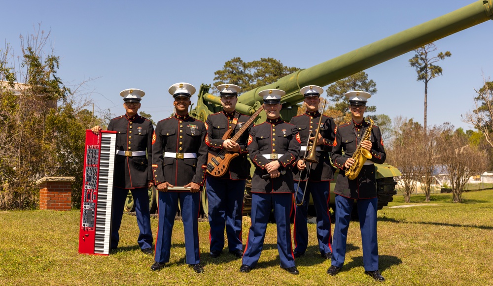 2d Marine Division Band Group photo