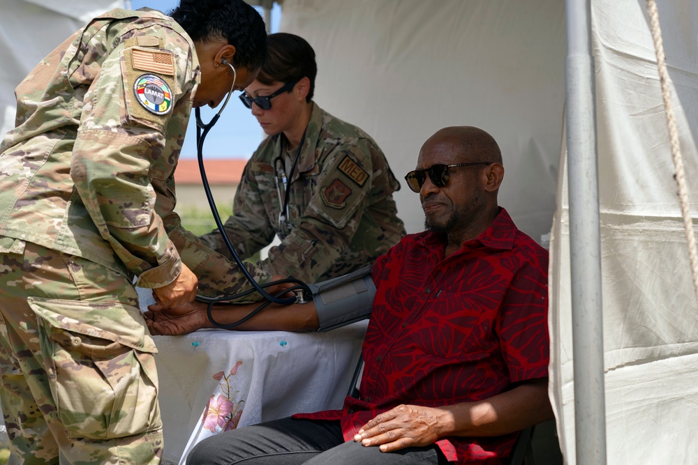 USAF ready-medics attend St. Kitts community health fair