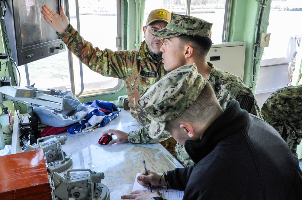 Midshipmen Maritime Navigation Training