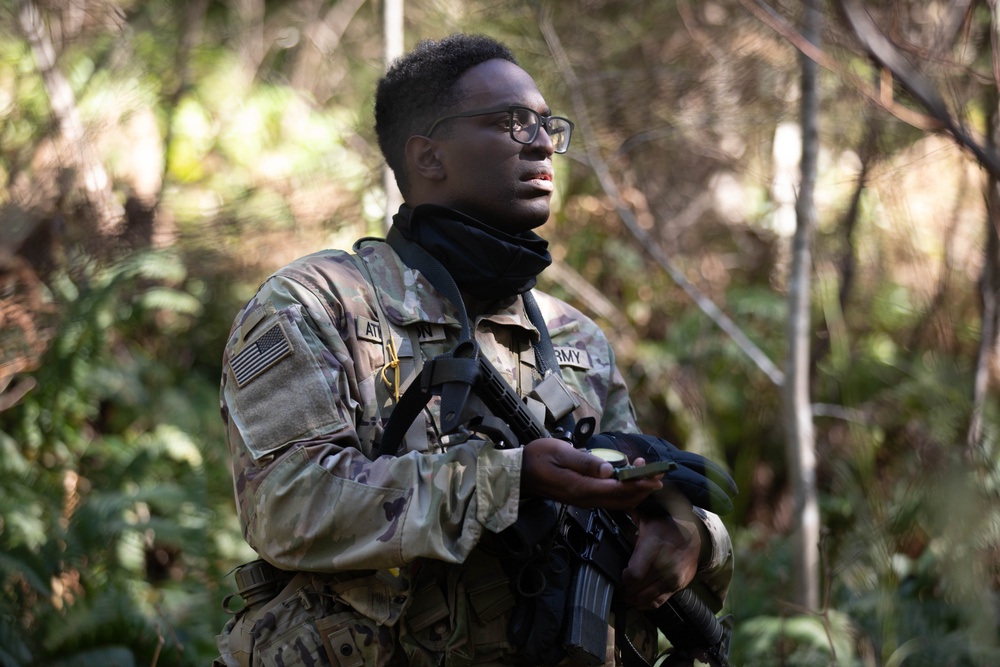 Army ROTC cadets conduct Lute Paratus field training exercise