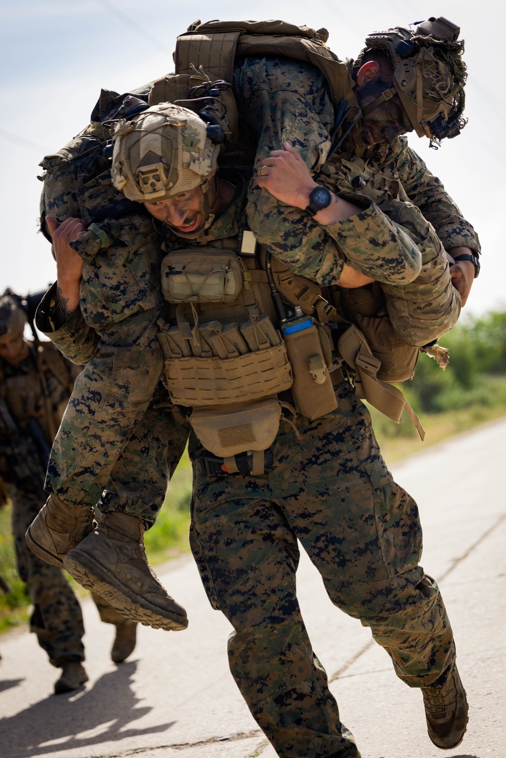 U.S. Marines participate in annual 1st MARDIV squad competition