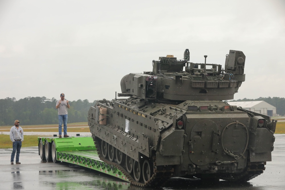 Soldiers and Airmen work together during Swamp Avenger 2024