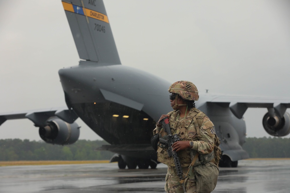 Soldiers and Airmen work together during Swamp Avenger 2024