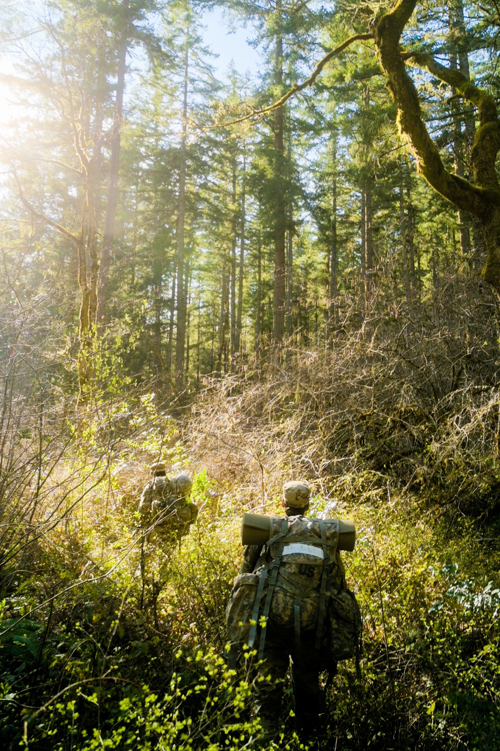 Pacific Lutheran University ROTC Cadets train at JBLM for Lute Paratus