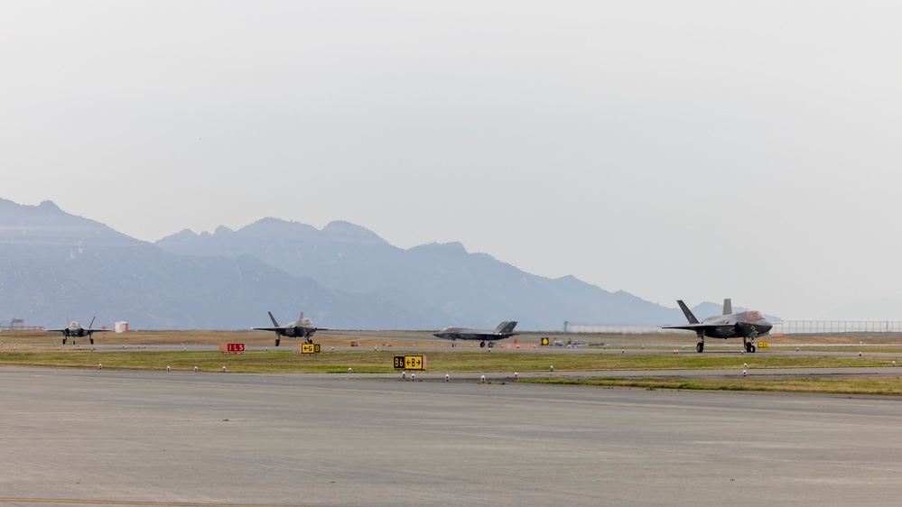 Dvids - Images - Vikings Have Landed; Vmfa-225 Arrives At Mcas Iwakuni 