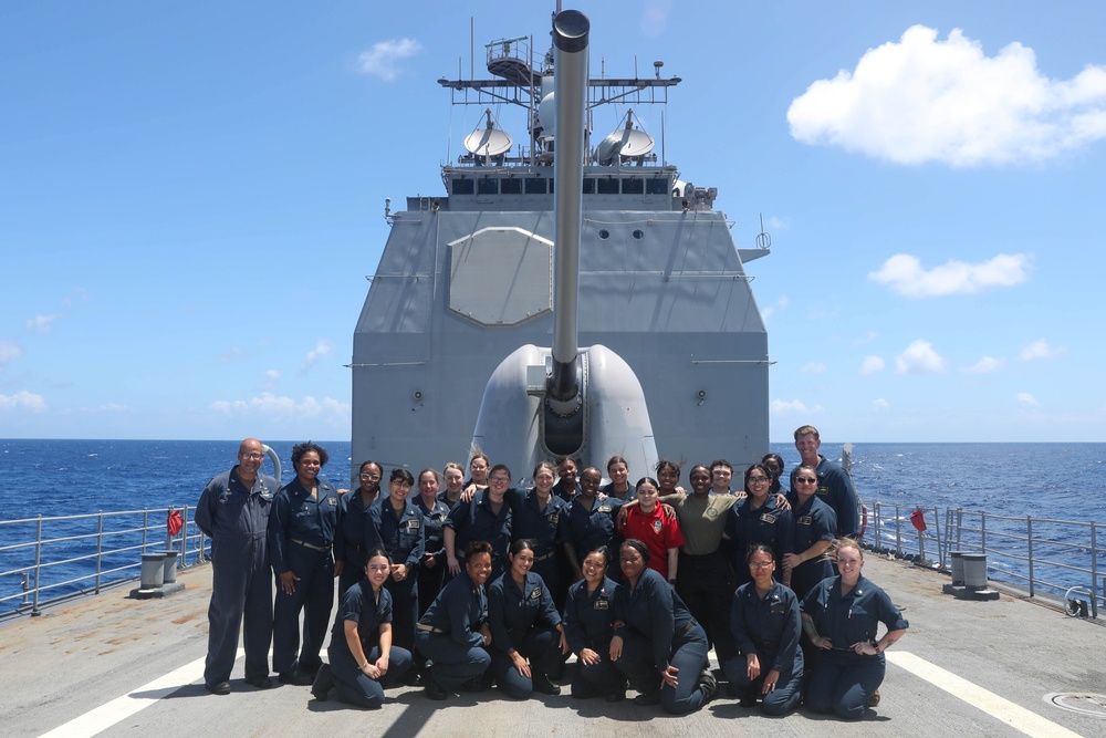 USS Leyte Gulf Group Photo and Sailor of the Day While Underway