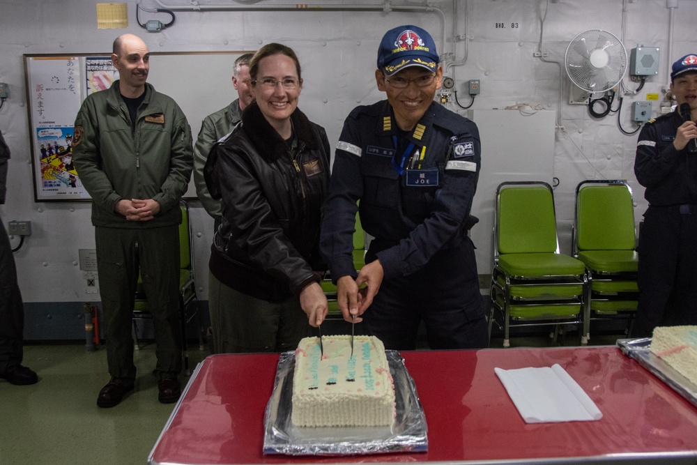 USS Ronald Reagan (CVN 76) Sailors receive a tour on JS Izumo (DDH 183)