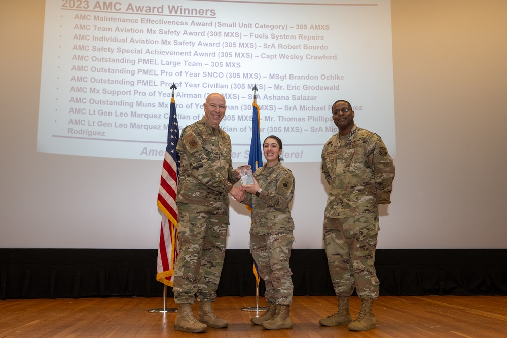 305 MXG receives AMC level awards