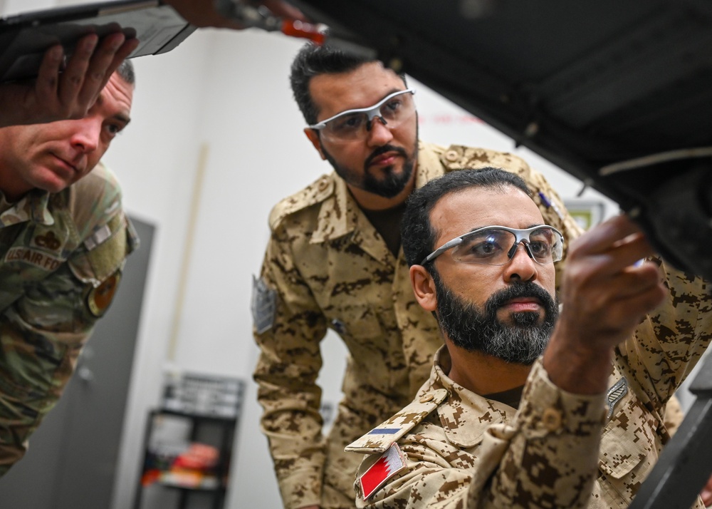 Royal Bahraini Air Force students modernize skills with Team Shaw