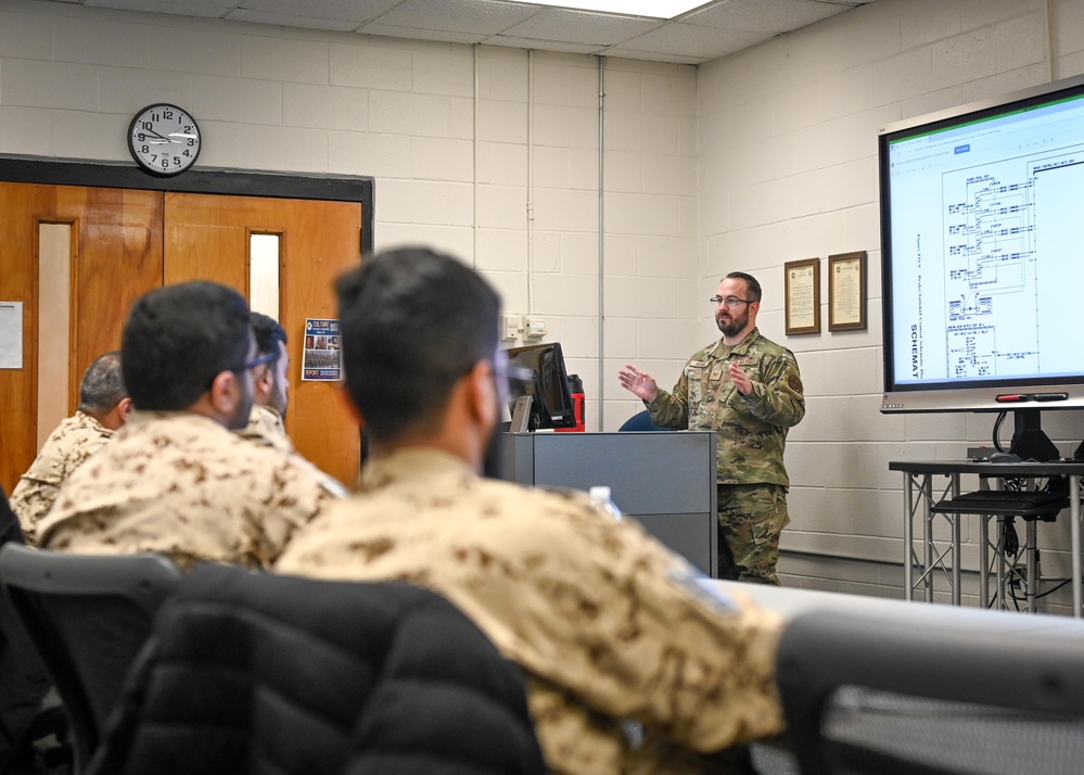 Royal Bahraini Air Force students modernize skills with Team Shaw