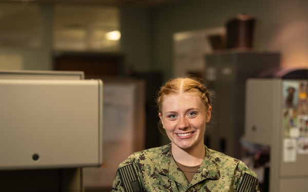 Navy Sailor Strikes a Balance between Military Service at Walter Reed and Miss Maryland Competition