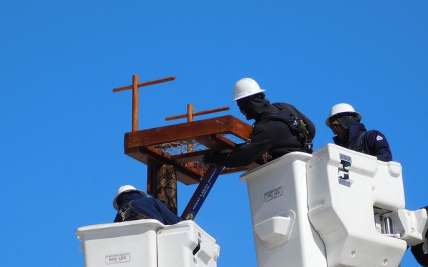 NAVFAC PWD Great Lakes and Troop 46 Eagle Scout Service Project Install Osprey Nesting Platform