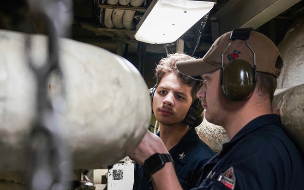 Engineering and Weapons Familiarization Aboard USS Harpers Ferry