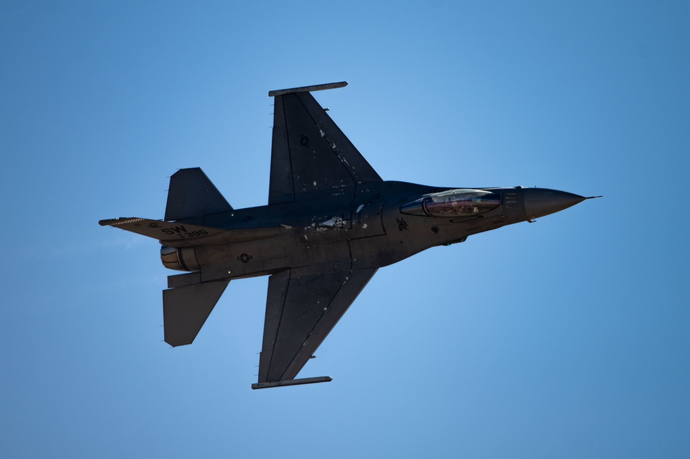 F-16 Viper Demonstration Team attends 2024 Heritage Flight Training Course