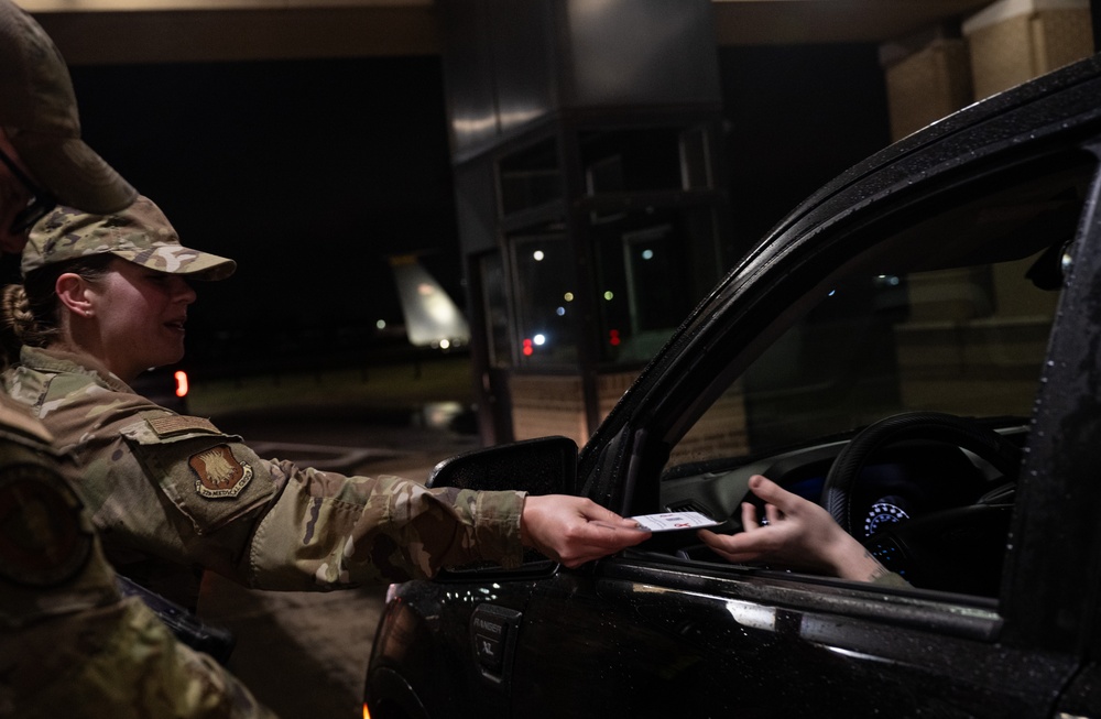 22 MDG "clears the air" for alcohol abuse awareness at McConnell