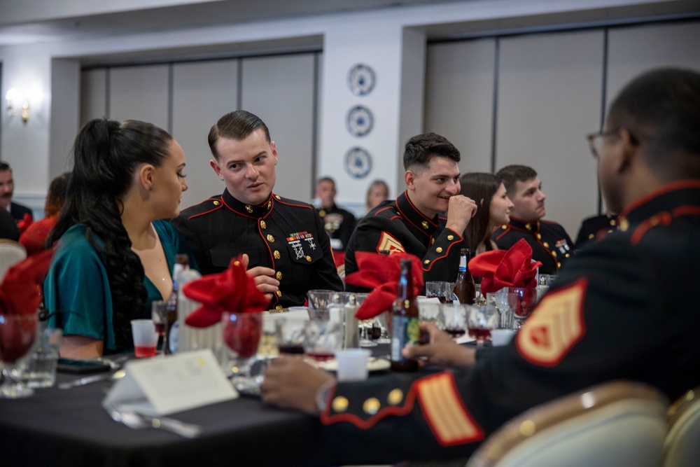 2nd Marine Expeditionary Brigade Dining Out