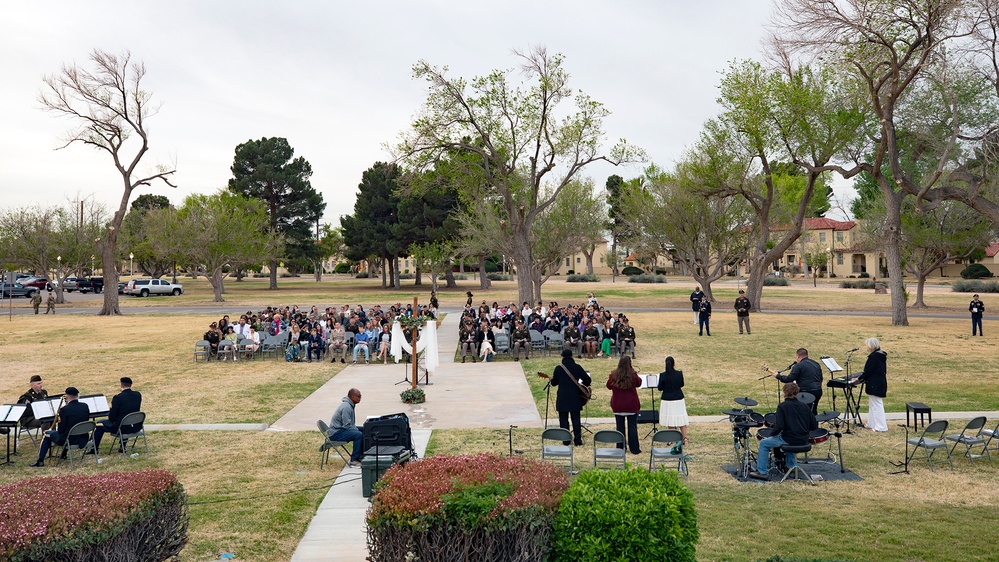 A Joyful Noise: Bliss RSO, chaplain community host Easter sunrise service