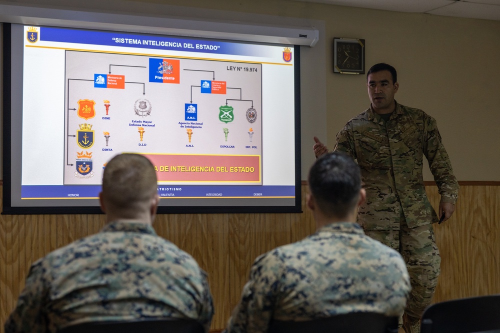 U.S. Marines with 25th Marine Regiment conduct an Amphibious Intelligence SMEE with Chilean Marines