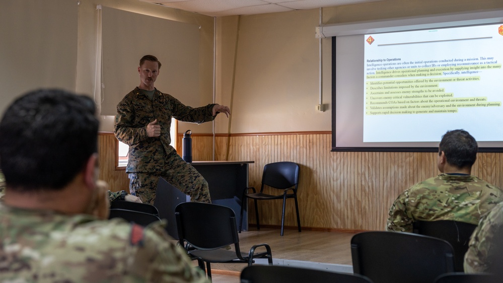 U.S. Marines with 25th Marine Regiment conduct an Amphibious Intelligence SMEE with Chilean Marines