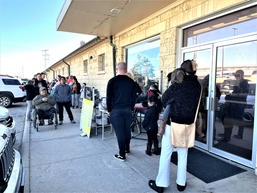 Volunteers, patrons celebrate a year of thrift shop success