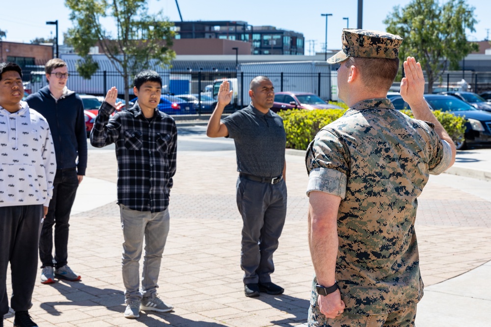 Expedited Naturalization returns to MCRD San Diego