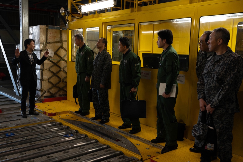 JASDF air support command experiences cargo support through 730 AMS visit