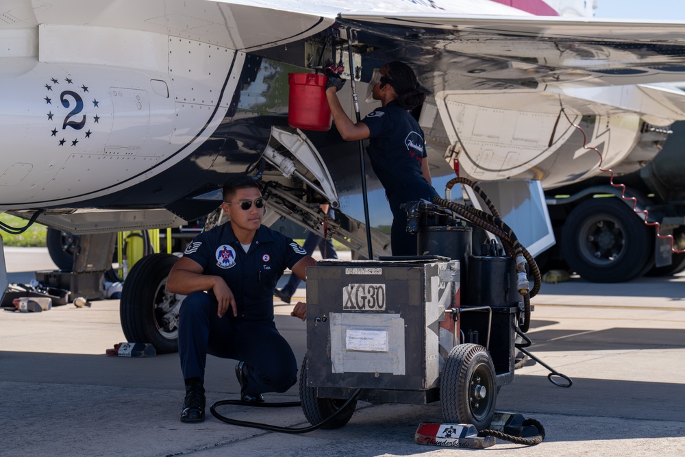 AF Thunderbirds at the 2024 Great Texas Airshow